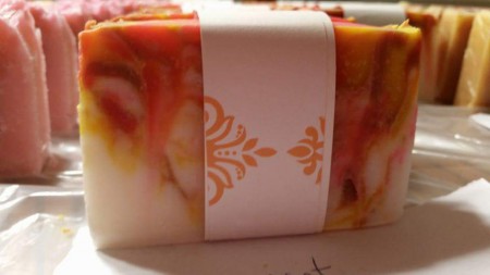 /products/hand-crafted-soap-enbeded/